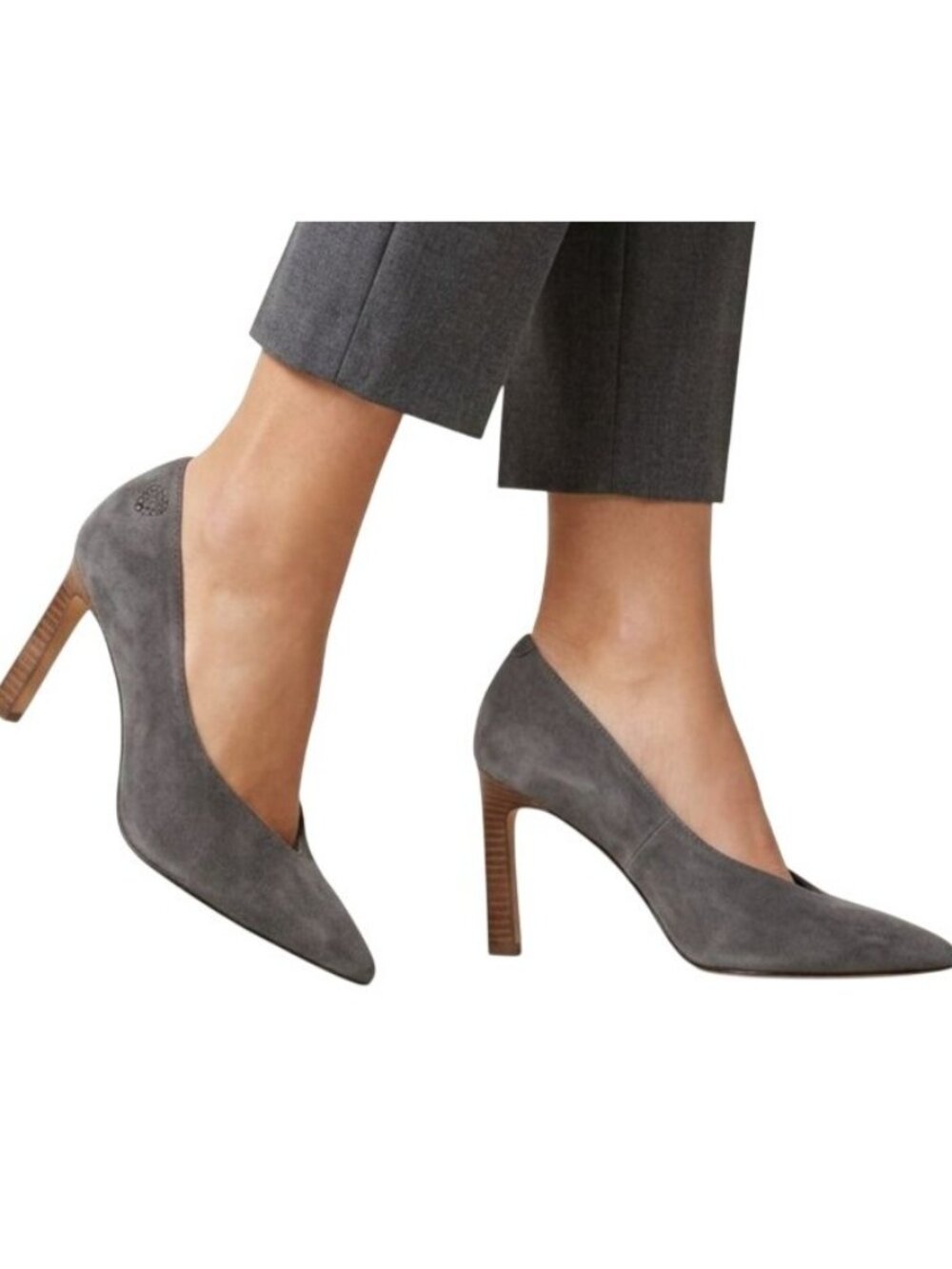 Vince Camuto Gray Pointed Toe Ankia Suede High Heel Pump Women's 8 ½ / 39 NWOB